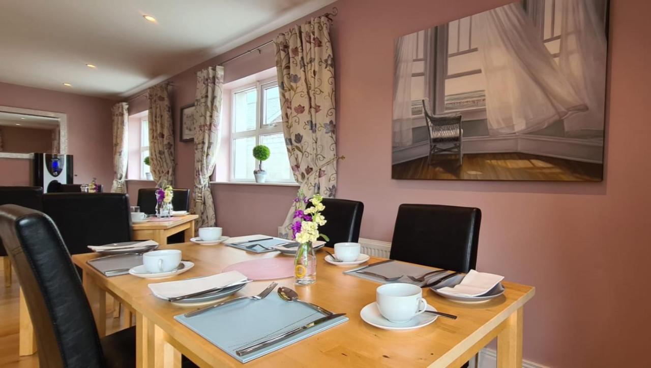 Caravogue House Otel Trim Dış mekan fotoğraf