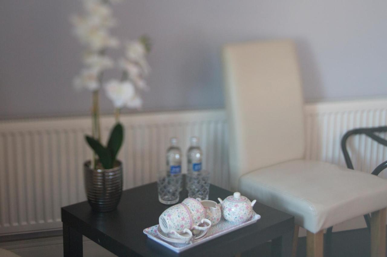 Caravogue House Otel Trim Dış mekan fotoğraf