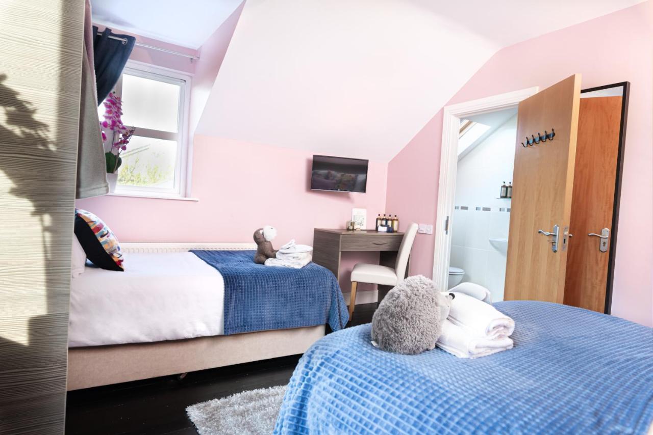 Caravogue House Otel Trim Dış mekan fotoğraf