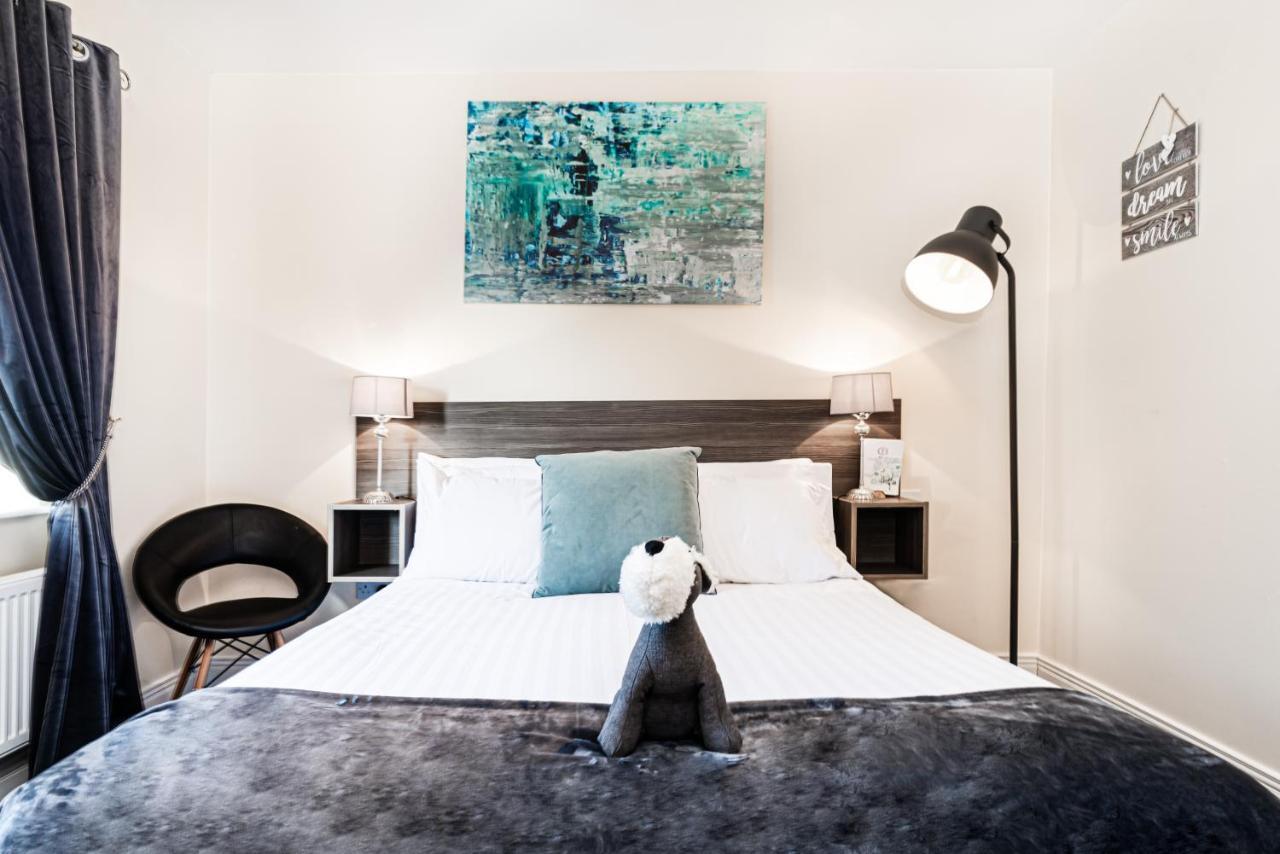 Caravogue House Otel Trim Dış mekan fotoğraf